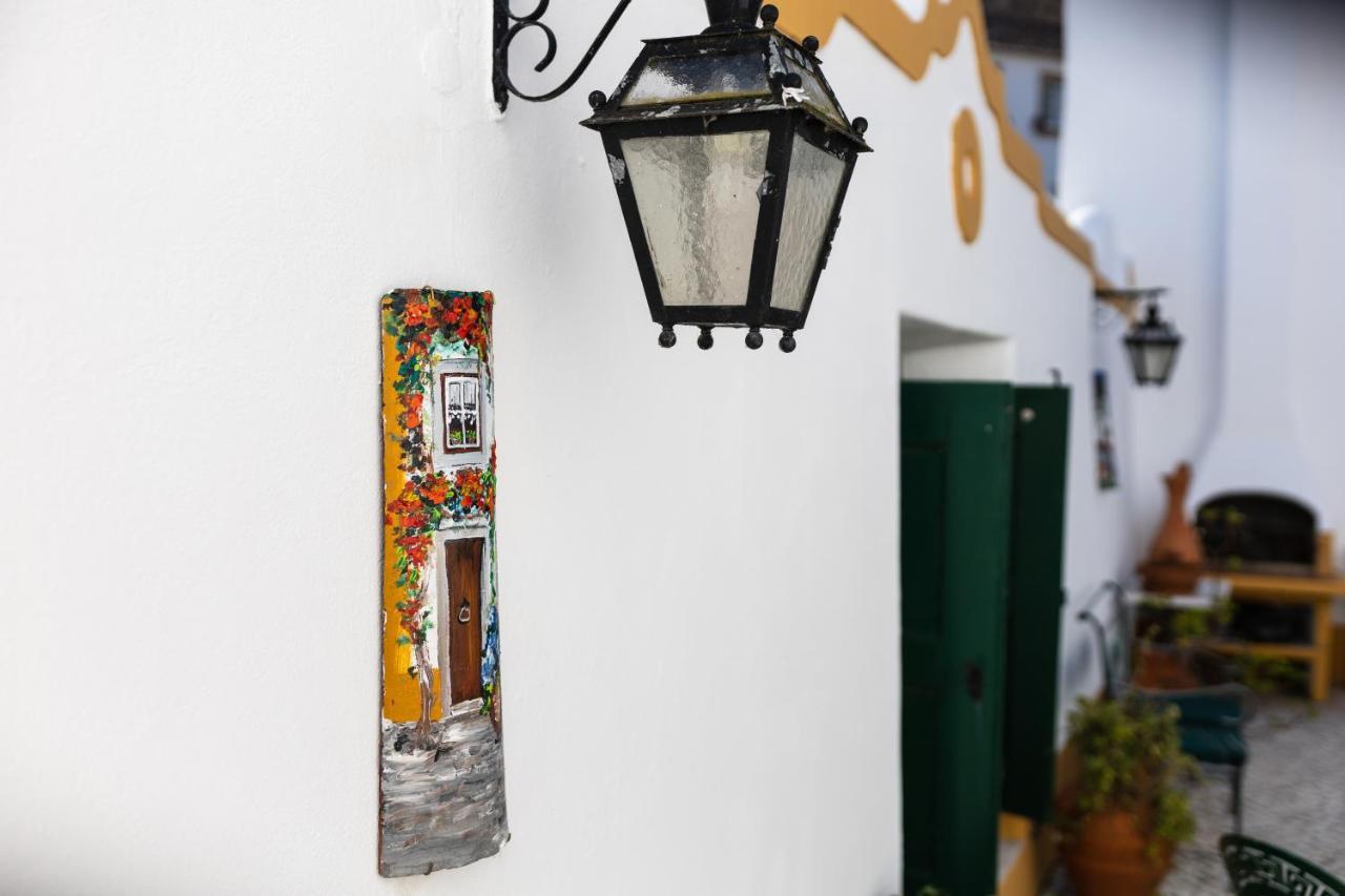 Hotel Casa De S. Thiago Do Castelo à Óbidos Extérieur photo