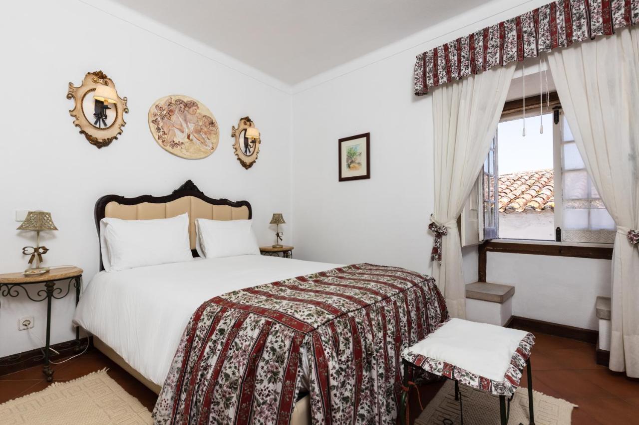 Hotel Casa De S. Thiago Do Castelo à Óbidos Extérieur photo