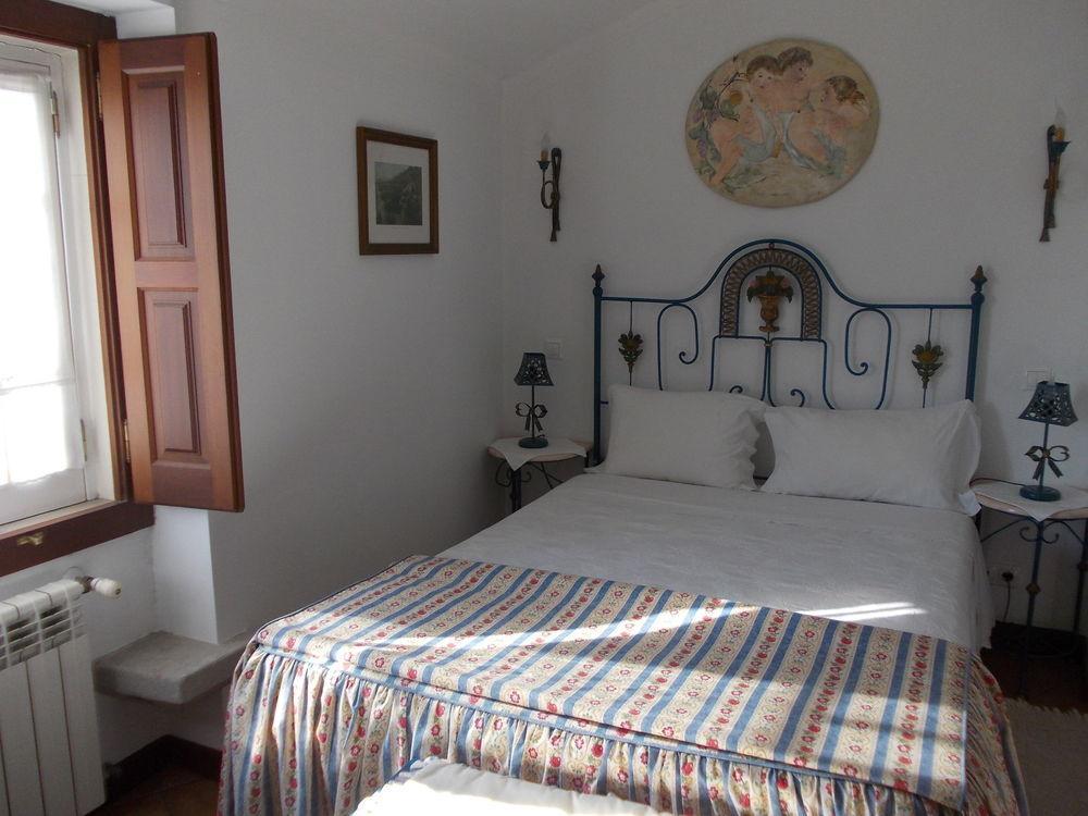 Hotel Casa De S. Thiago Do Castelo à Óbidos Extérieur photo